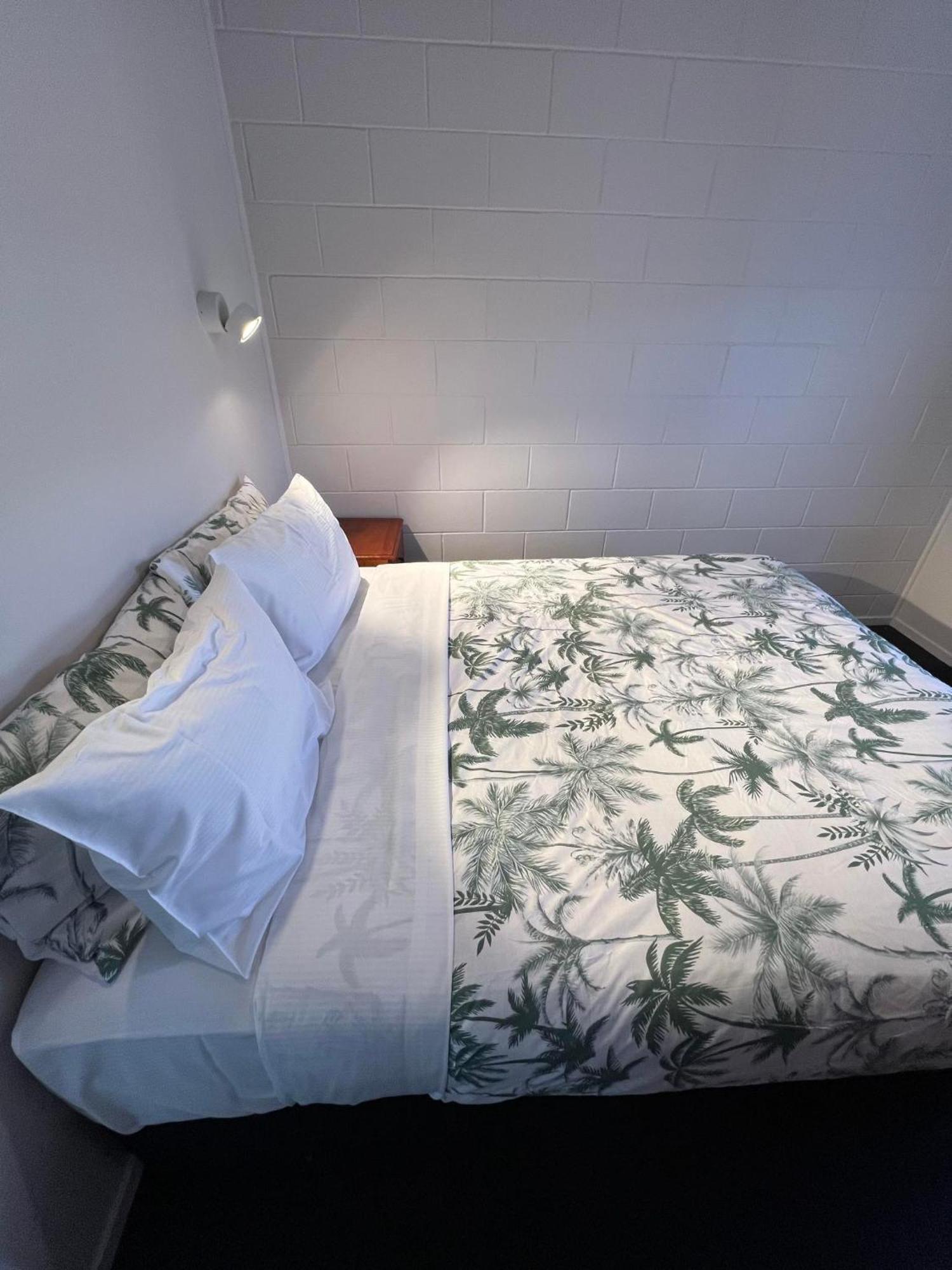 Hamilton Sunrise Motel Luaran gambar