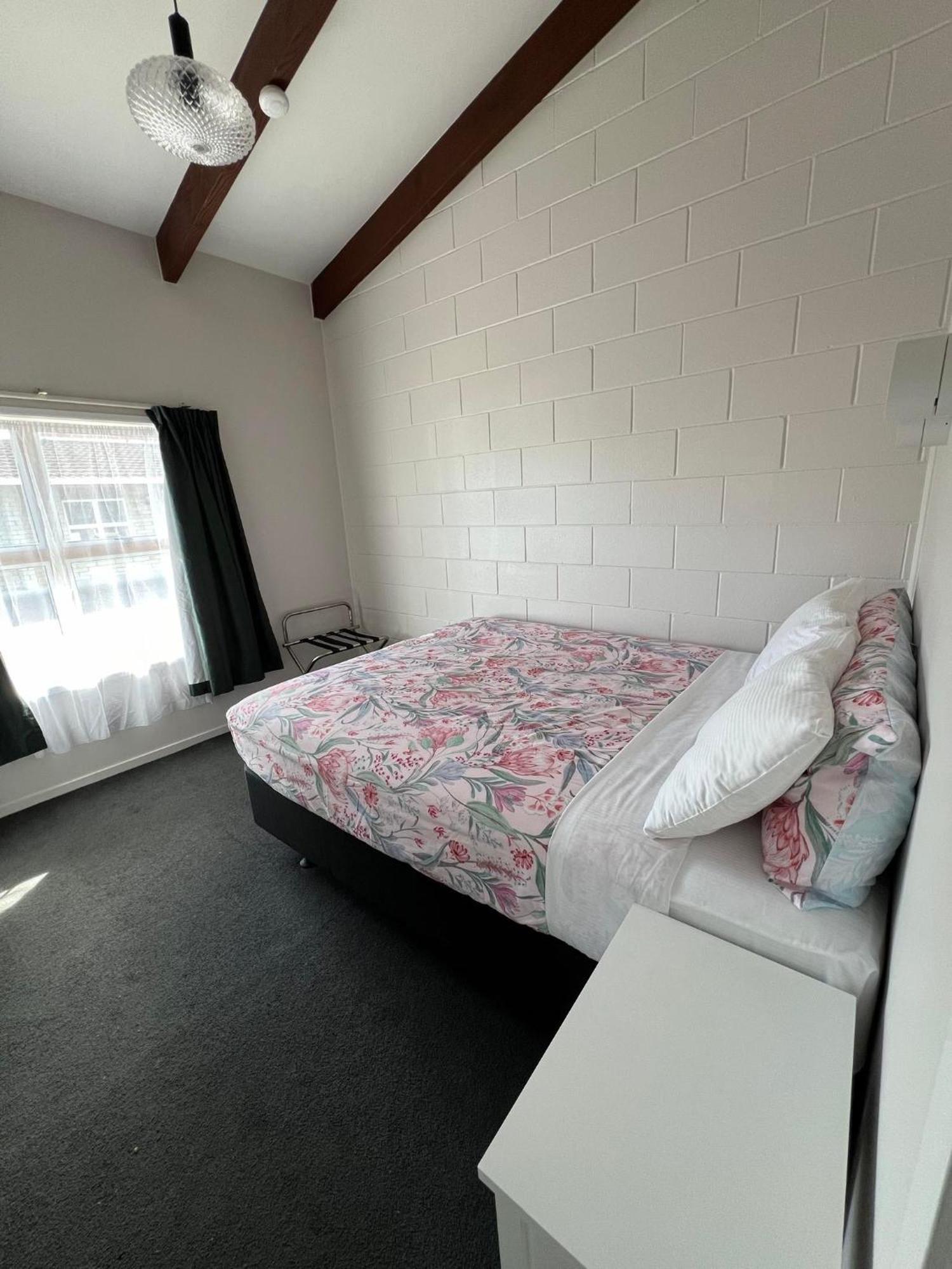 Hamilton Sunrise Motel Luaran gambar