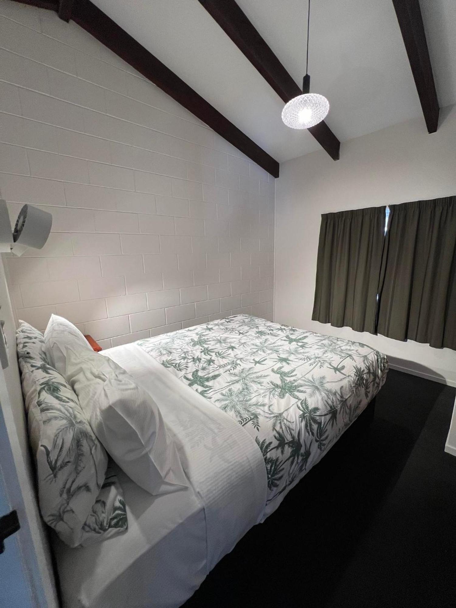 Hamilton Sunrise Motel Luaran gambar