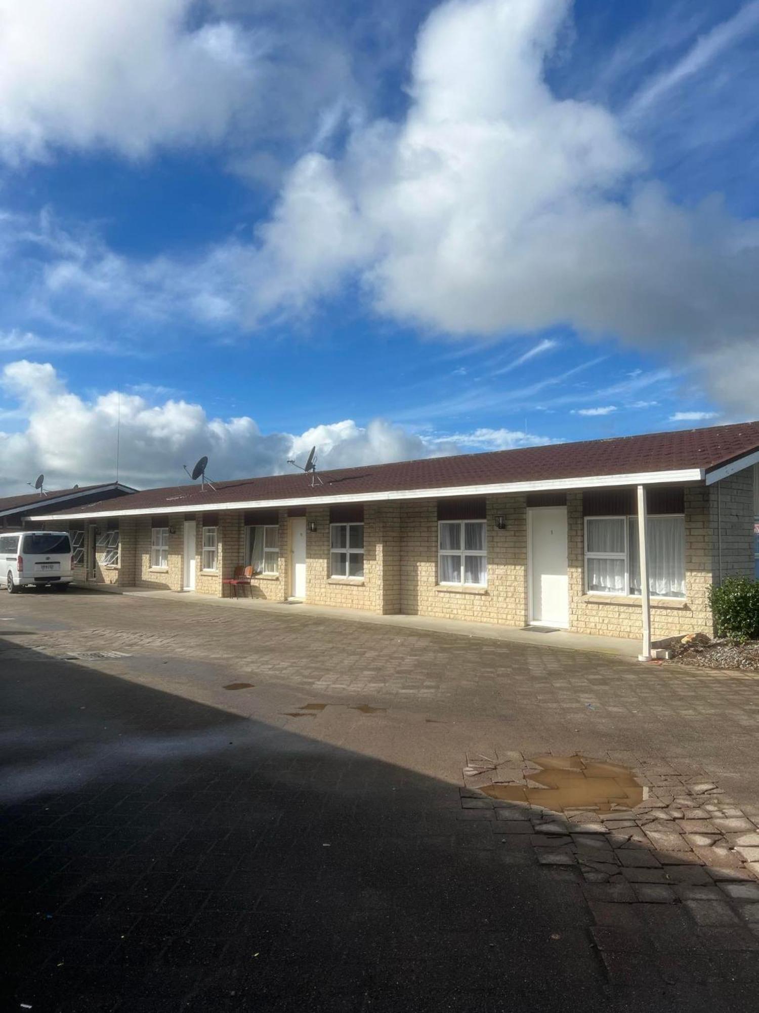 Hamilton Sunrise Motel Luaran gambar
