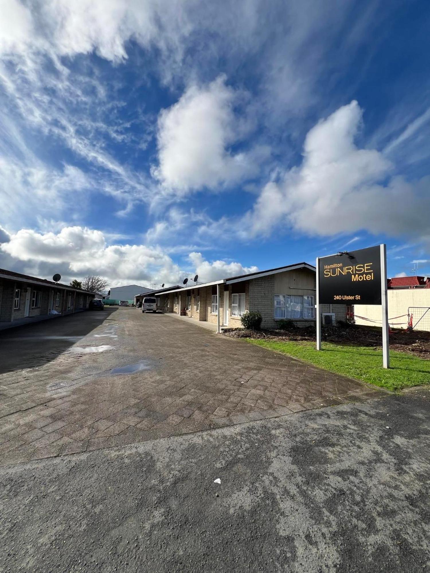 Hamilton Sunrise Motel Luaran gambar