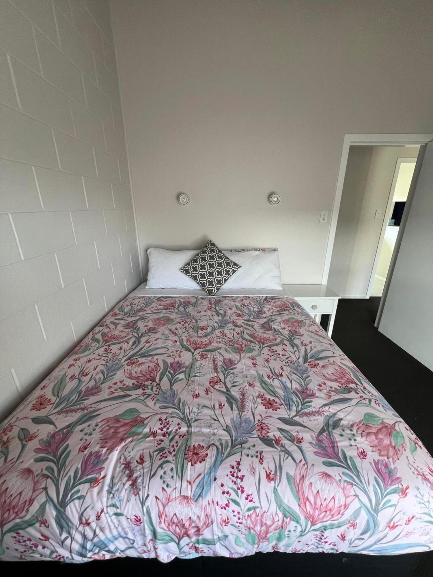 Hamilton Sunrise Motel Luaran gambar
